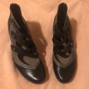 Earth Tim Burton ‘esque style shoe